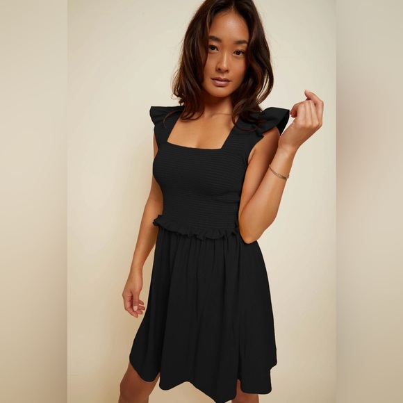 Nation LTD Ginger Smocked Mini Dress in Black Sz. Small - Picture 3 of 15